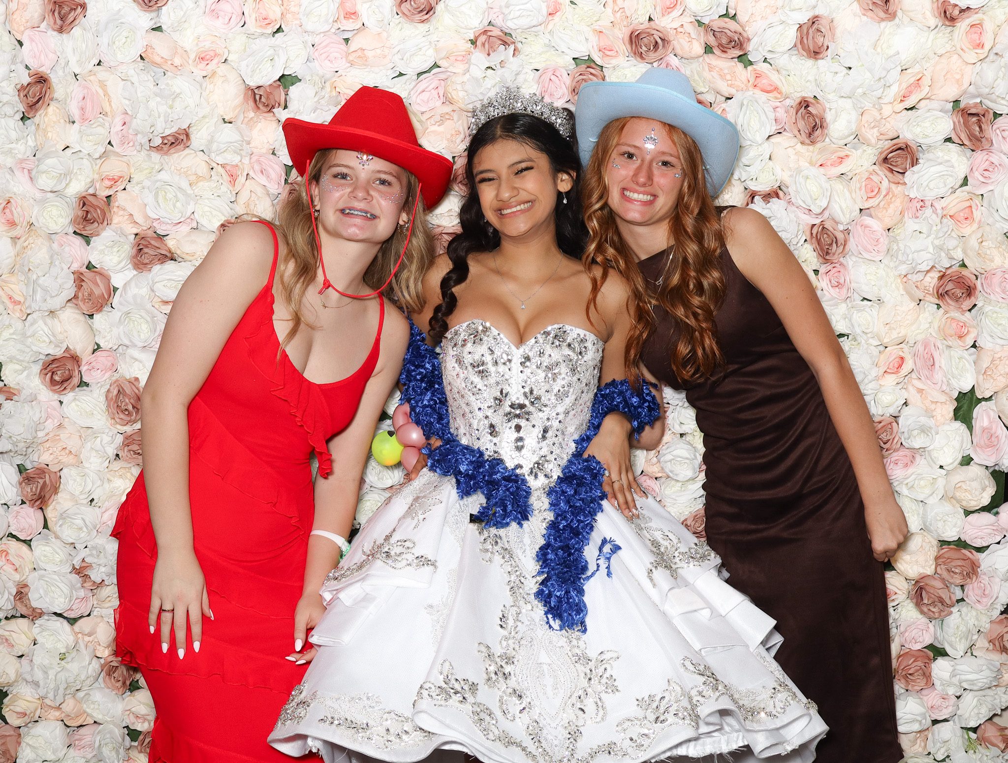 FotoGenic MN Photo Booth